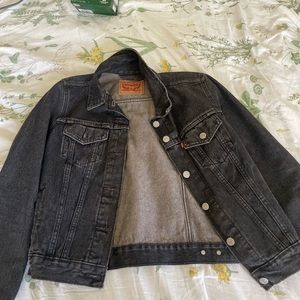 Levi’s black denim jacket